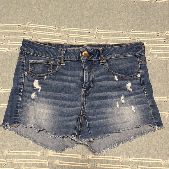 American Eagle Midi Jean Short - Picture 1 of 2